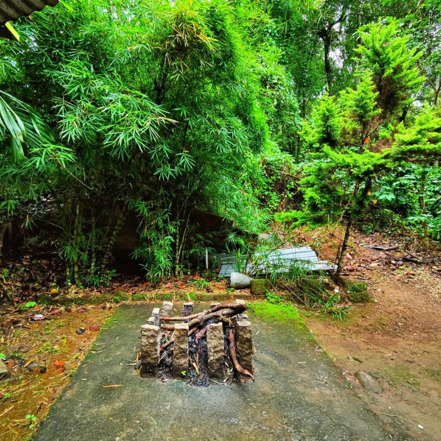 Wooden Cottages Glen Wayanad Meppādi Buitenkant foto